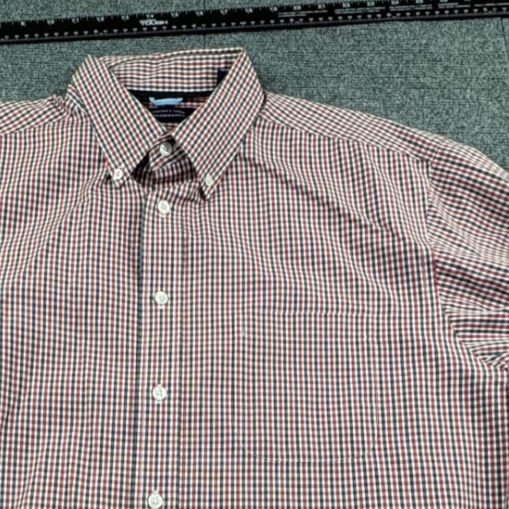 Roundtree & Yorke Mens XL Red White Blue Plaid Cotton Button Down Shirt